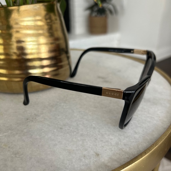 Gucci Sunglasses - Picture 2 of 3